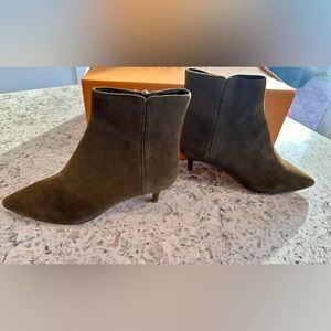 J. Crew Fiona Kitten Heel Ankle Boots in Olive Green Suede (Size 7)